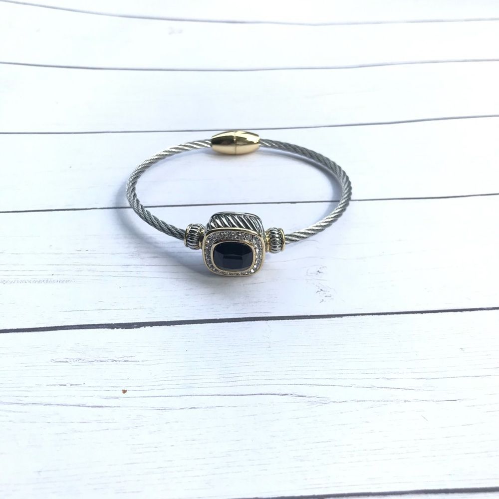 BLACK ONYX CABLE BRACELET